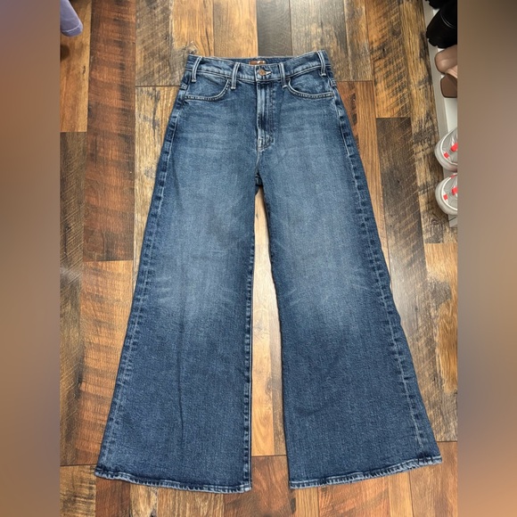 MOTHER The Hustler Roller Ankle Jeans - Picture 1 of 9